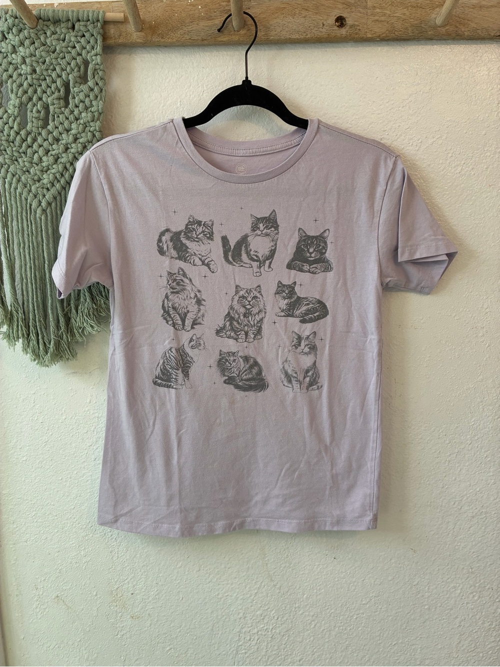 wonder nation Lavender Cat Graphic Tee with Gray Cat Illustrations